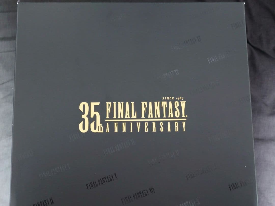 ユニクロ ファイナルファンタジー 35周年 コンプリートBOX Lサイズ
