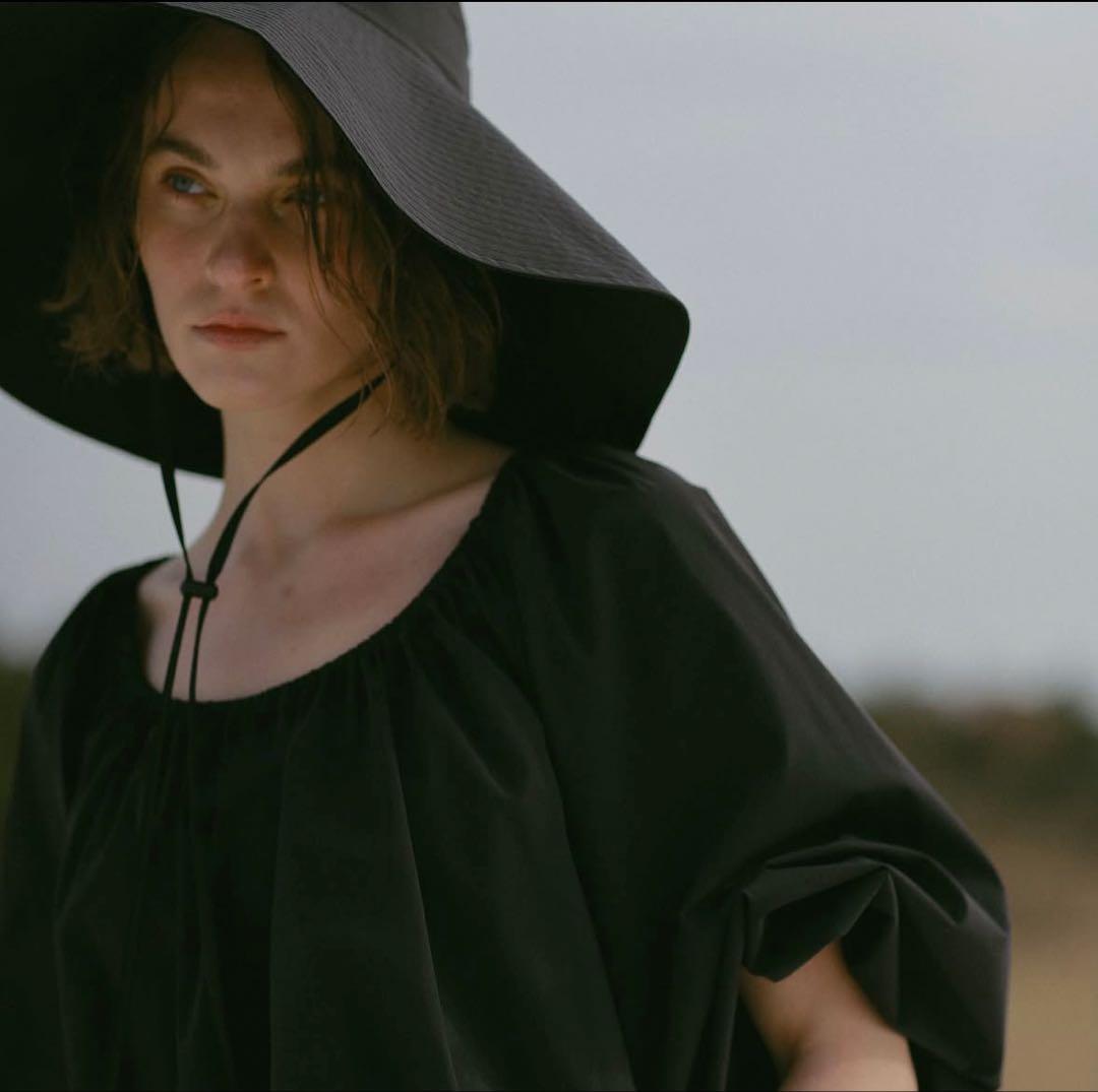 【最終値下げ】ETRE TOKYOウォーターリペレントワイドブリムハット