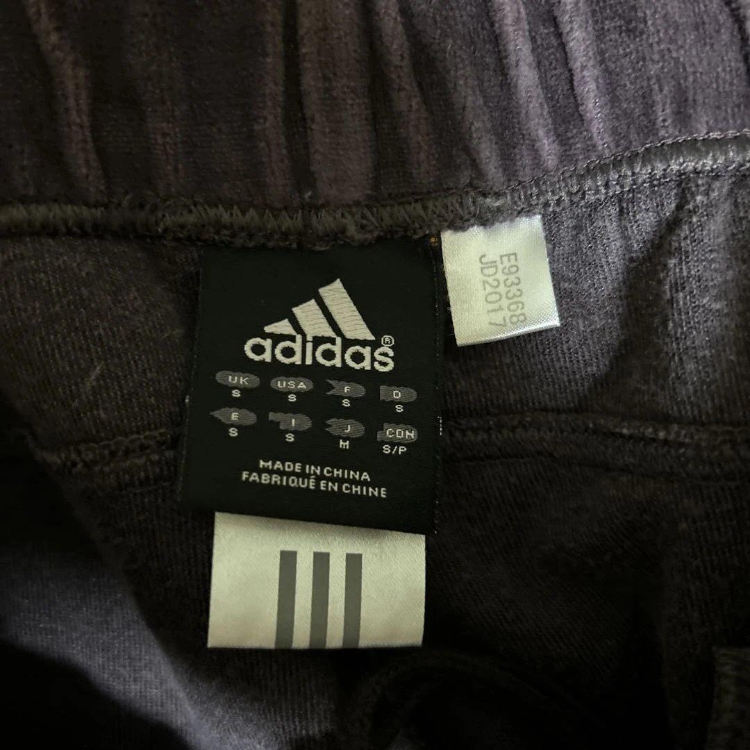 adidas アディダス　ベロアトラックジャケット　セットアップ　ラッパー　人気