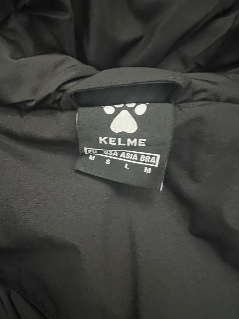 ケルメ　ベンチコート