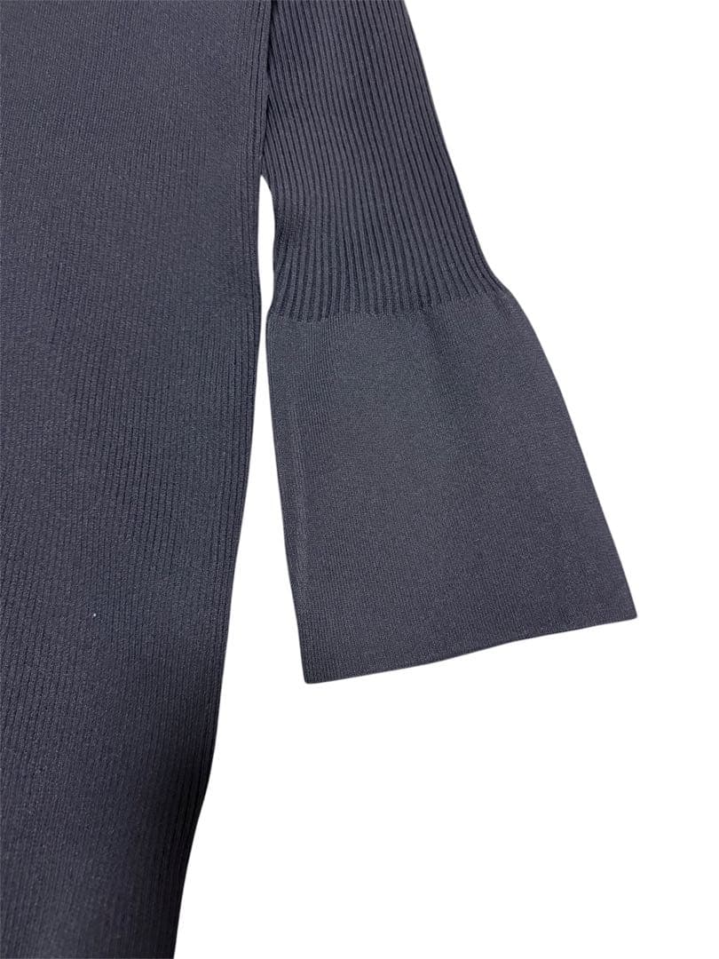 美品　emmi リブニットワンピース ネイビー