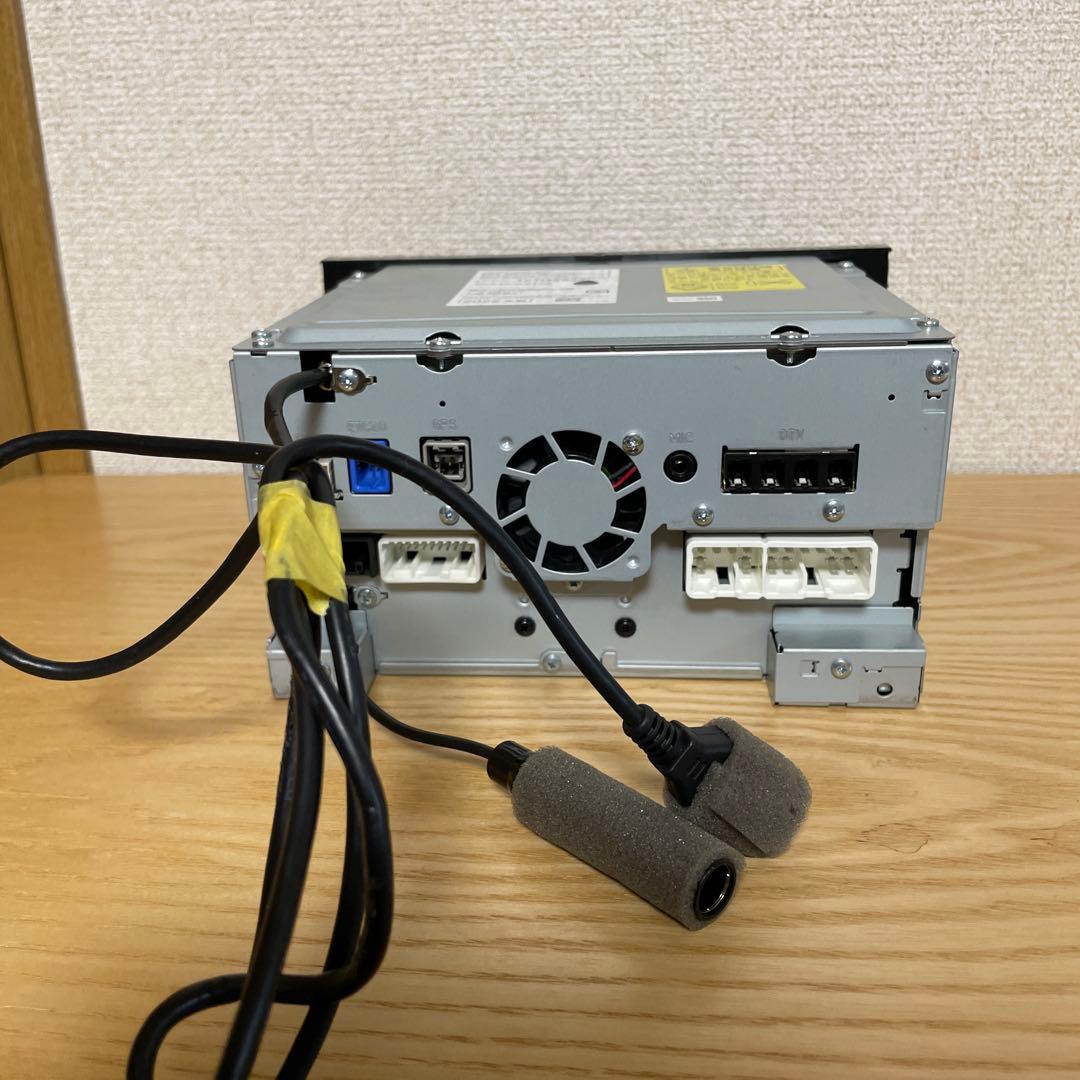 ダイハツ純正ワイドエントリーメモリーナビNMZK-W72D