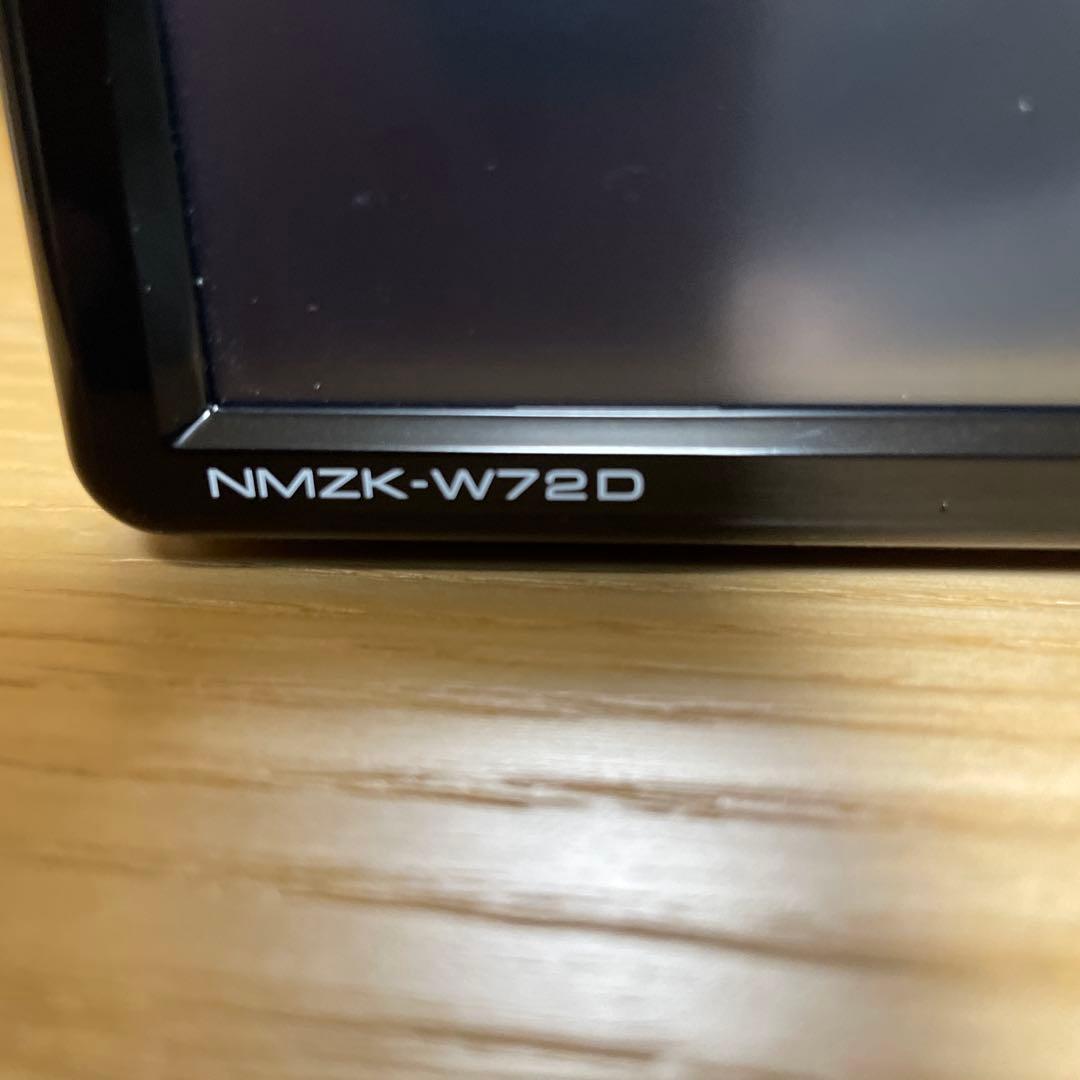 ダイハツ純正ワイドエントリーメモリーナビNMZK-W72D
