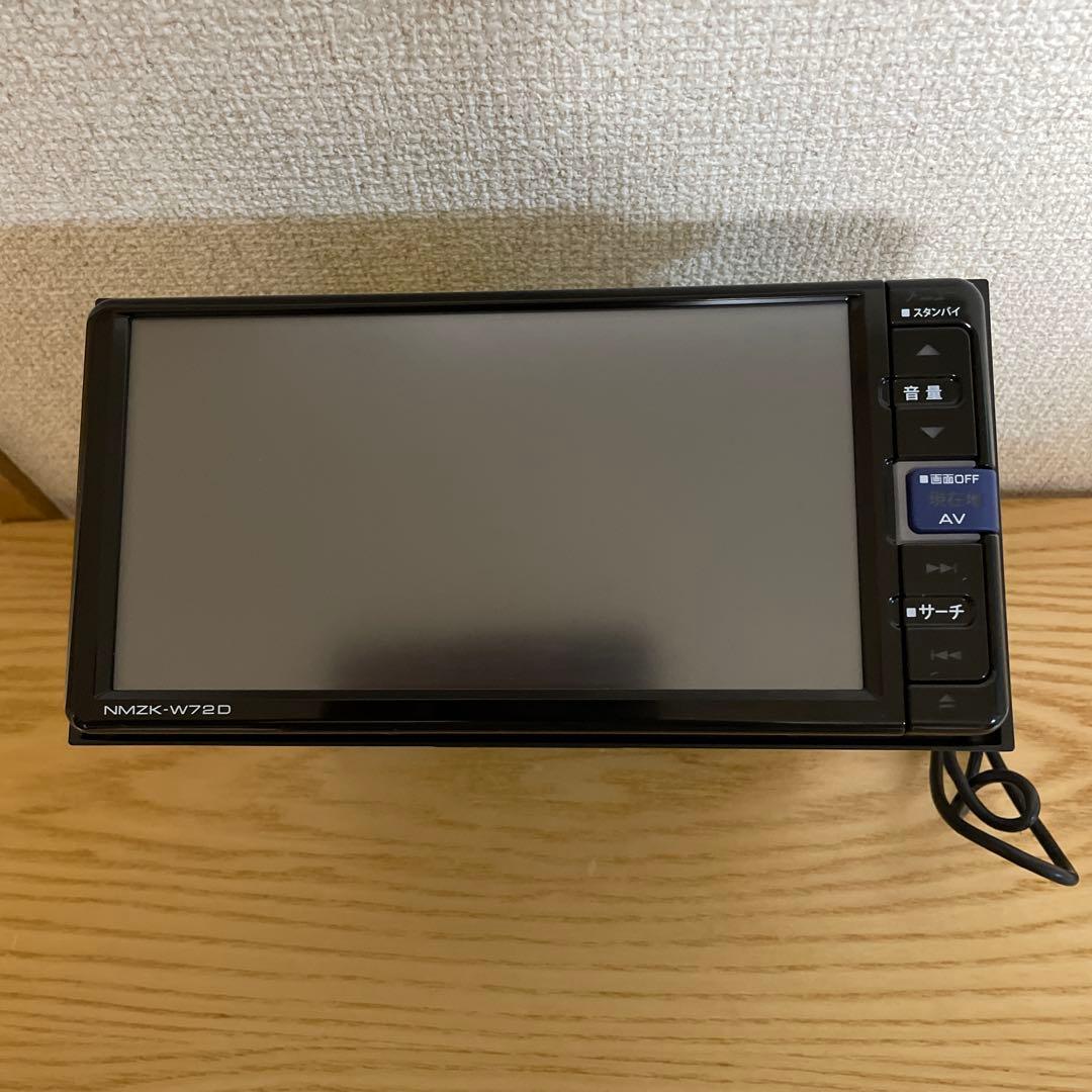 ダイハツ純正ワイドエントリーメモリーナビNMZK-W72D