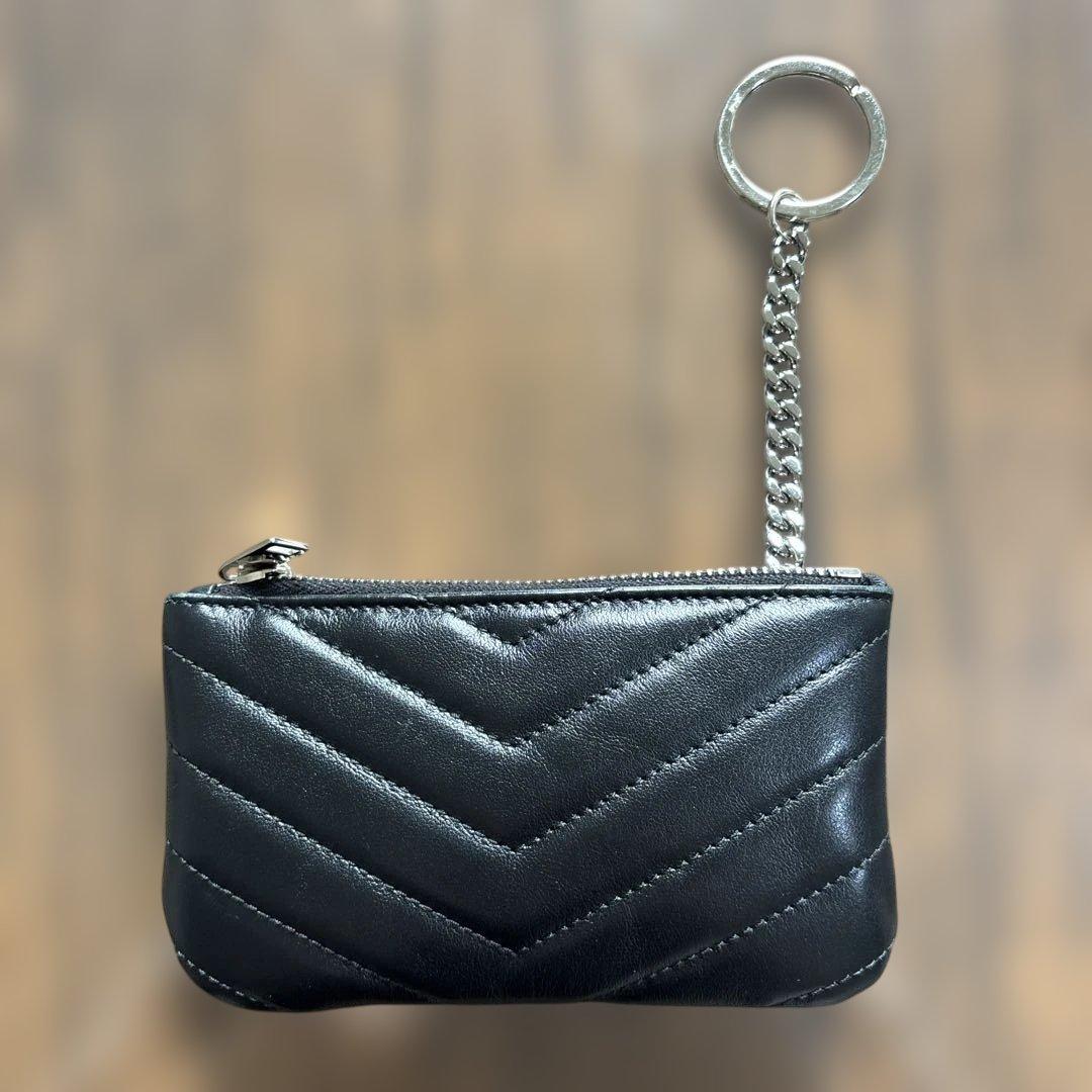 YSL ブラック キルティング ケース