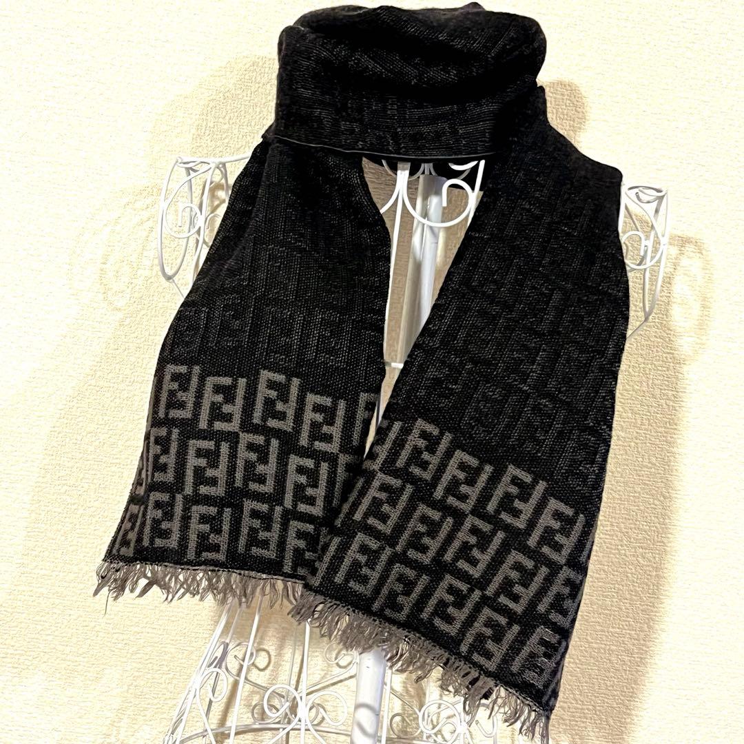 FENDI フェンディ ズッカ柄 ウール マフラー　ストール メンズ レディース