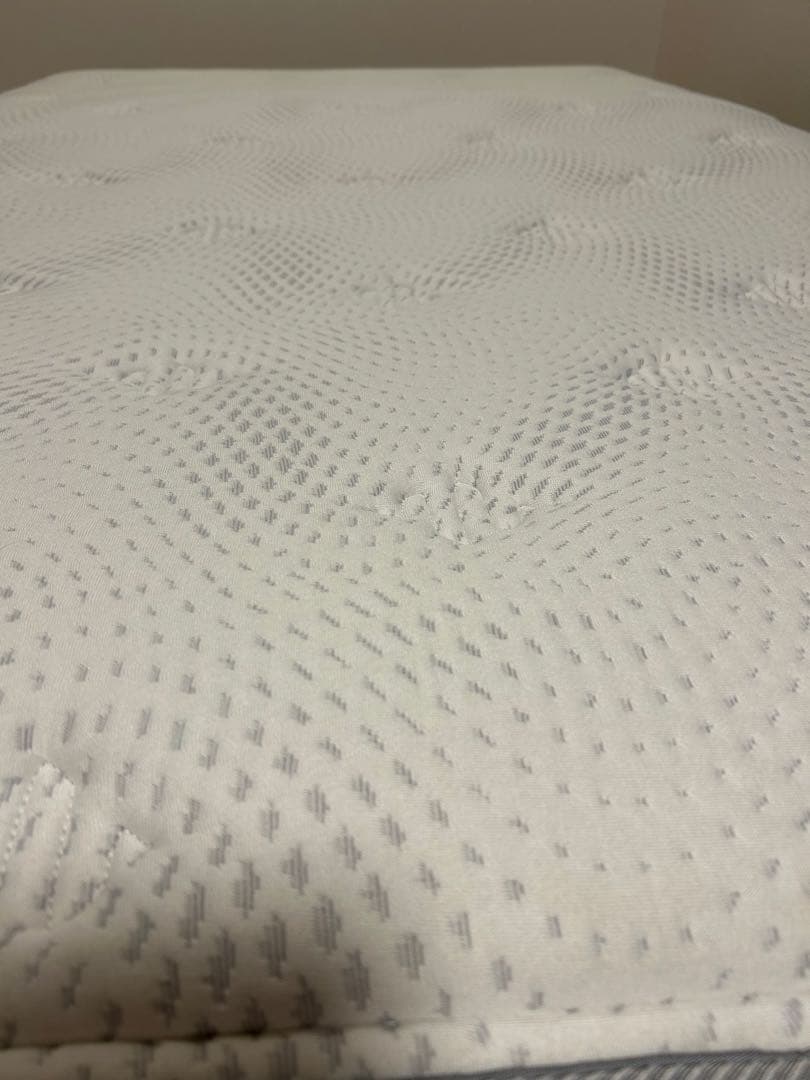 上質美品 フランスベッド製 セミダブルマットレス LT9900PW Mソフト