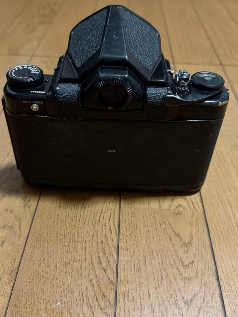 Pentax67カメラ、f4.5 75mmレンズ、フィルム1本付き、