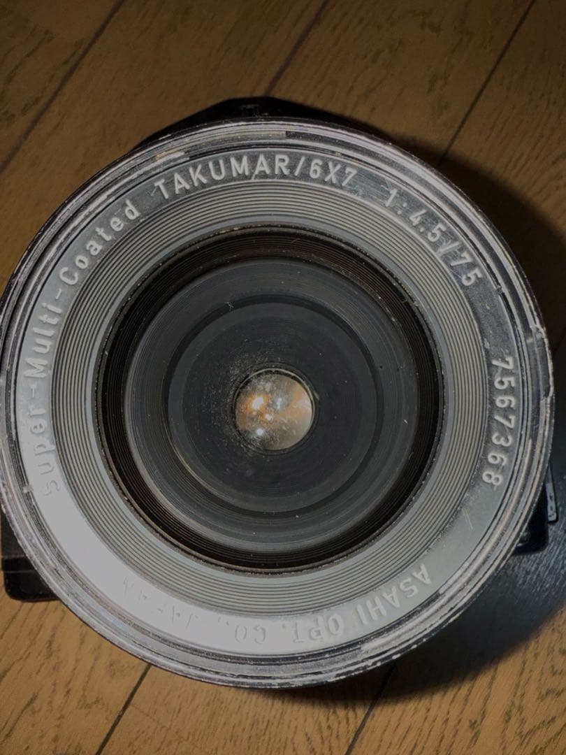 Pentax67カメラ、f4.5 75mmレンズ、フィルム1本付き、