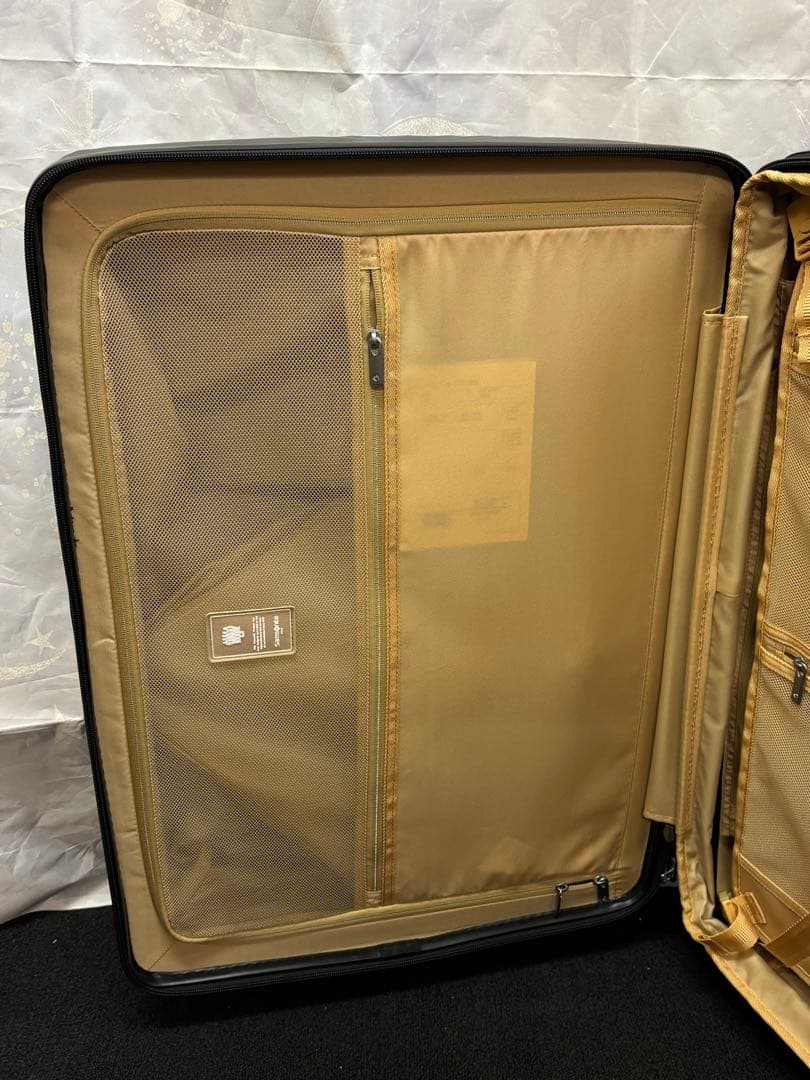 samsonite エナウ スピナー　75/28 EXP