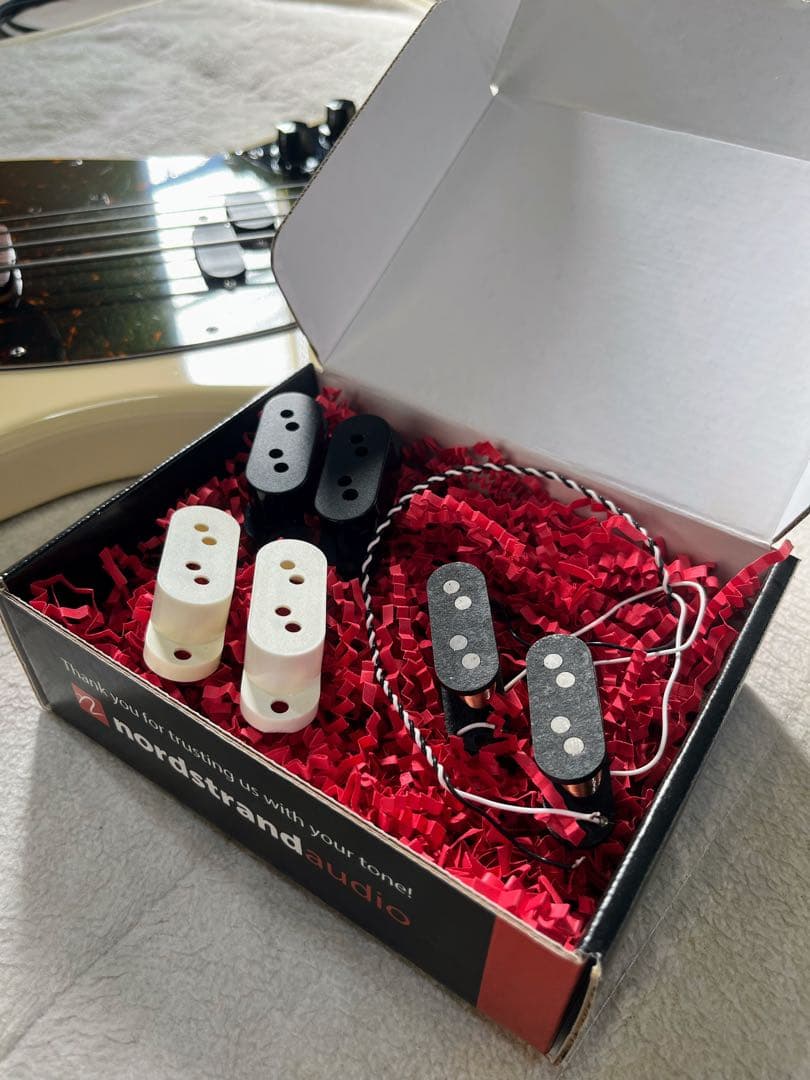 『シンチナ』稀少美品‼️Fender Mustang MB-SD VWH