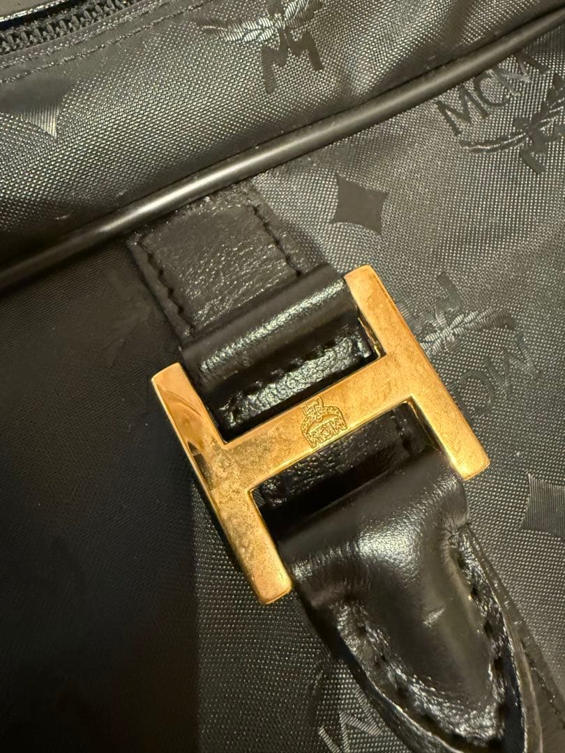 MCM ブラック 総柄ボストンバッグ