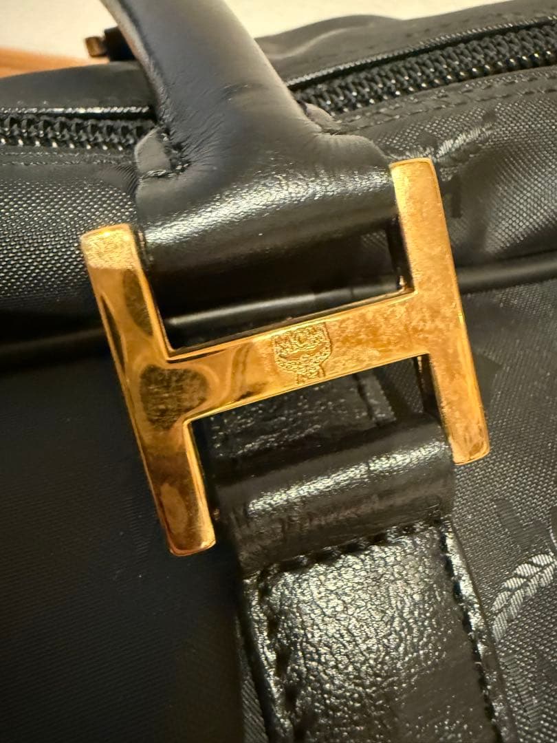 MCM ブラック 総柄ボストンバッグ