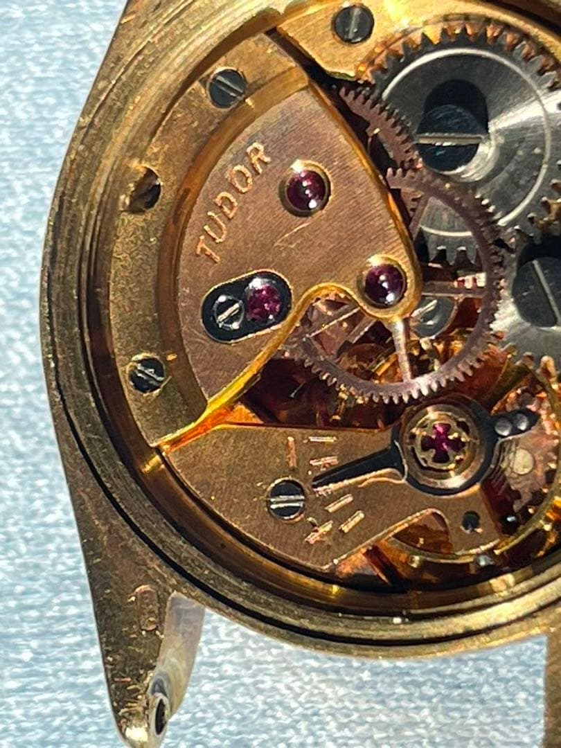 【ジャンク扱い】チュードル 18K 金 アンティーク