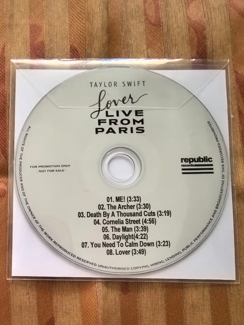 Taylor Swift Lover Live From Paris 2CDs②