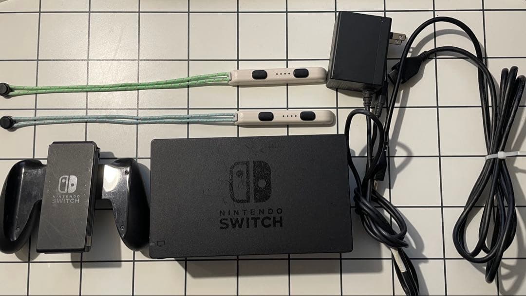Nintendo Switch本体、周辺機器、SDカードセット