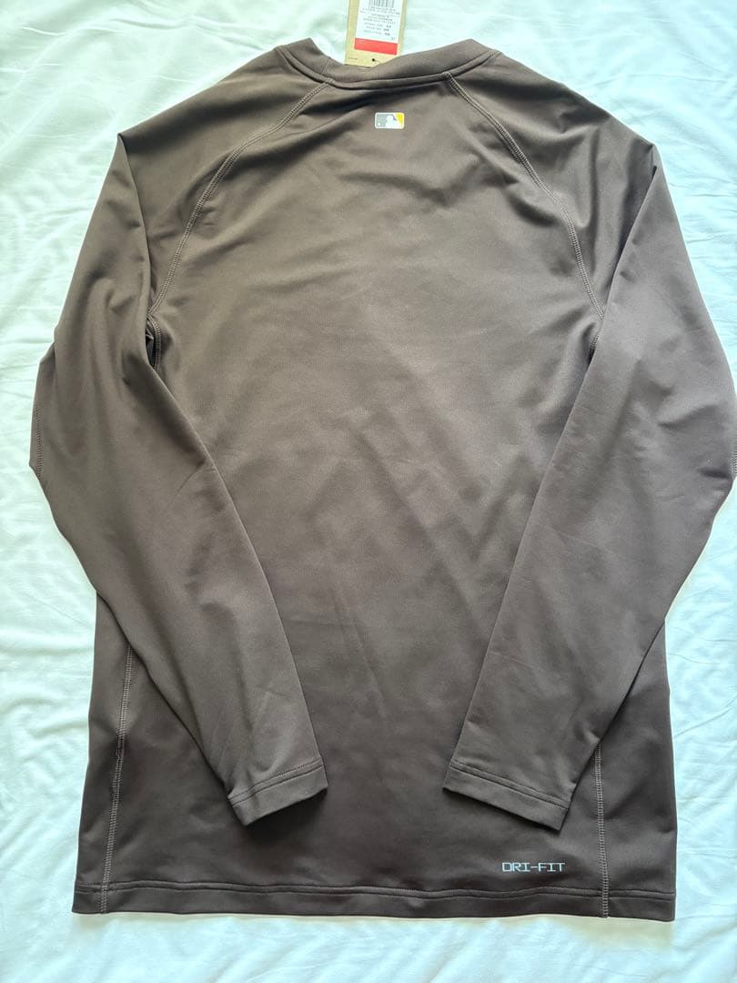 NIKE MLBメジャーリーグ 長袖Tシャツ ロンT サンディエゴ・パドレス