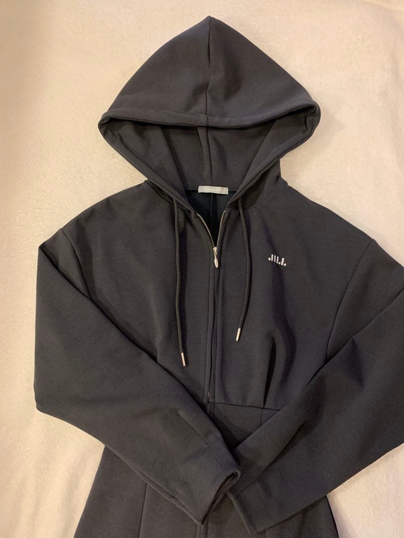 ジルバイジルスチュアート ダイバーフーディーロングワンピース【新品タグなし】