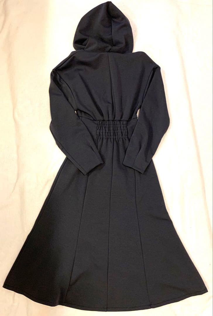 ジルバイジルスチュアート ダイバーフーディーロングワンピース【新品タグなし】