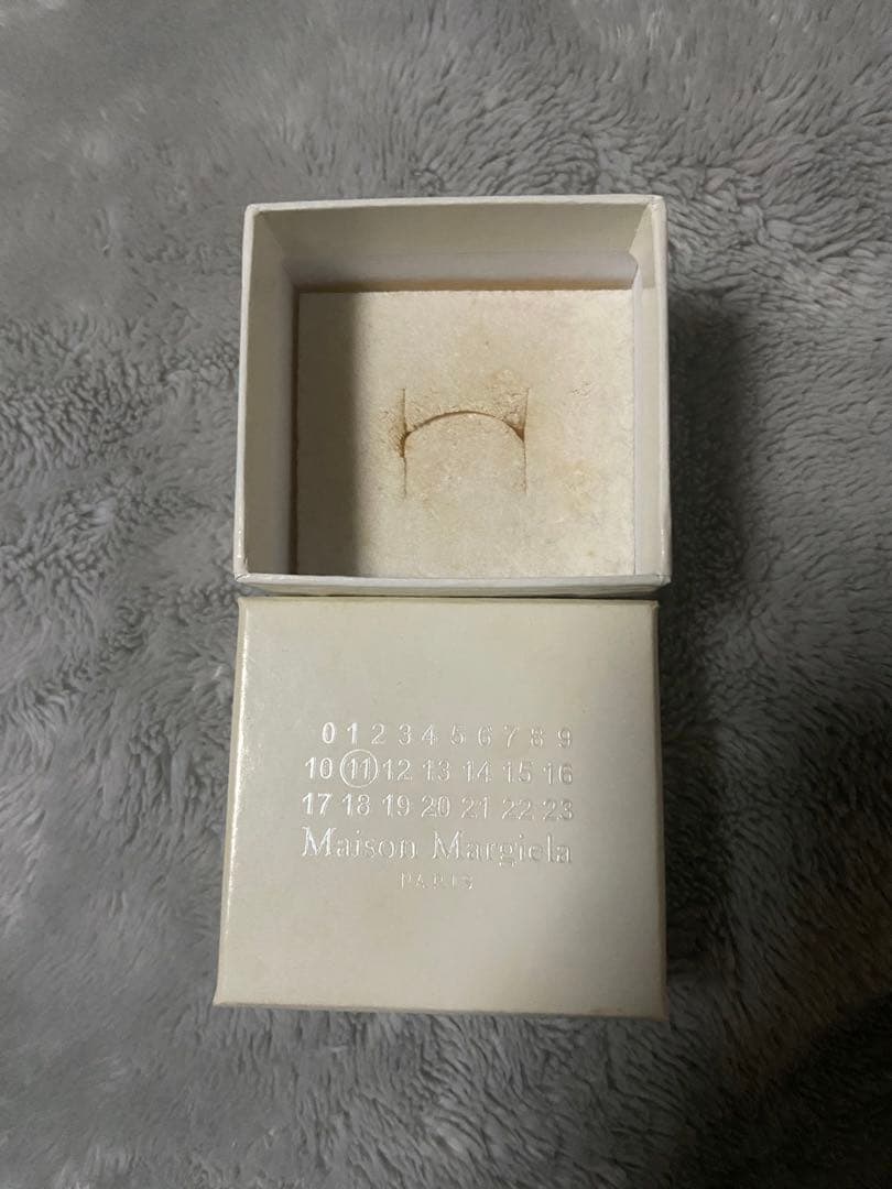 maison margiela マルジェラ ピアス 片耳
