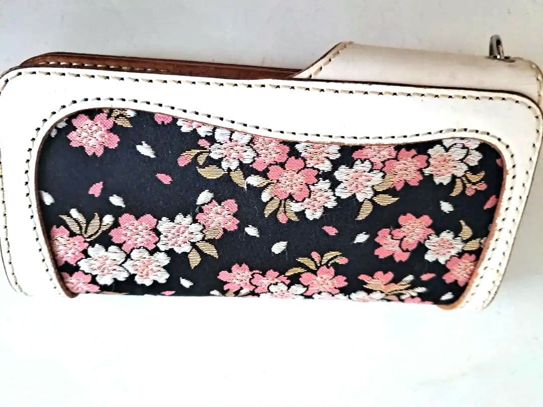 花山　 花柄　京桜　財布　霧箱付き　DEGNERデグナー　白　レア　入手困難