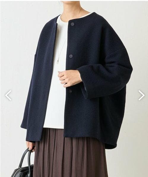 BEADSLEY 後ろぷっくりウールショートコート Fサイズ ネイビー