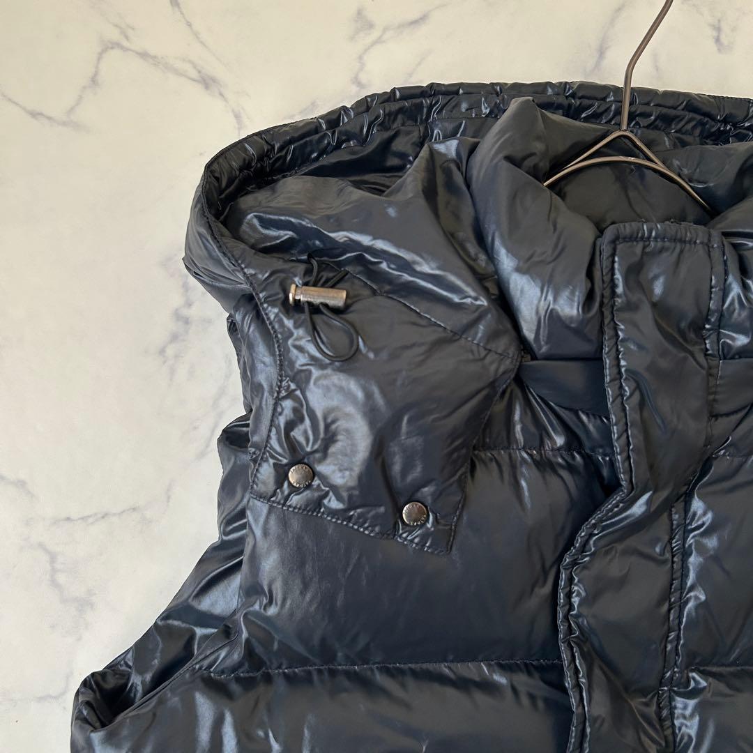 タトラス キルティング ダウンベスト ワッペン 刺繍ロゴ 03