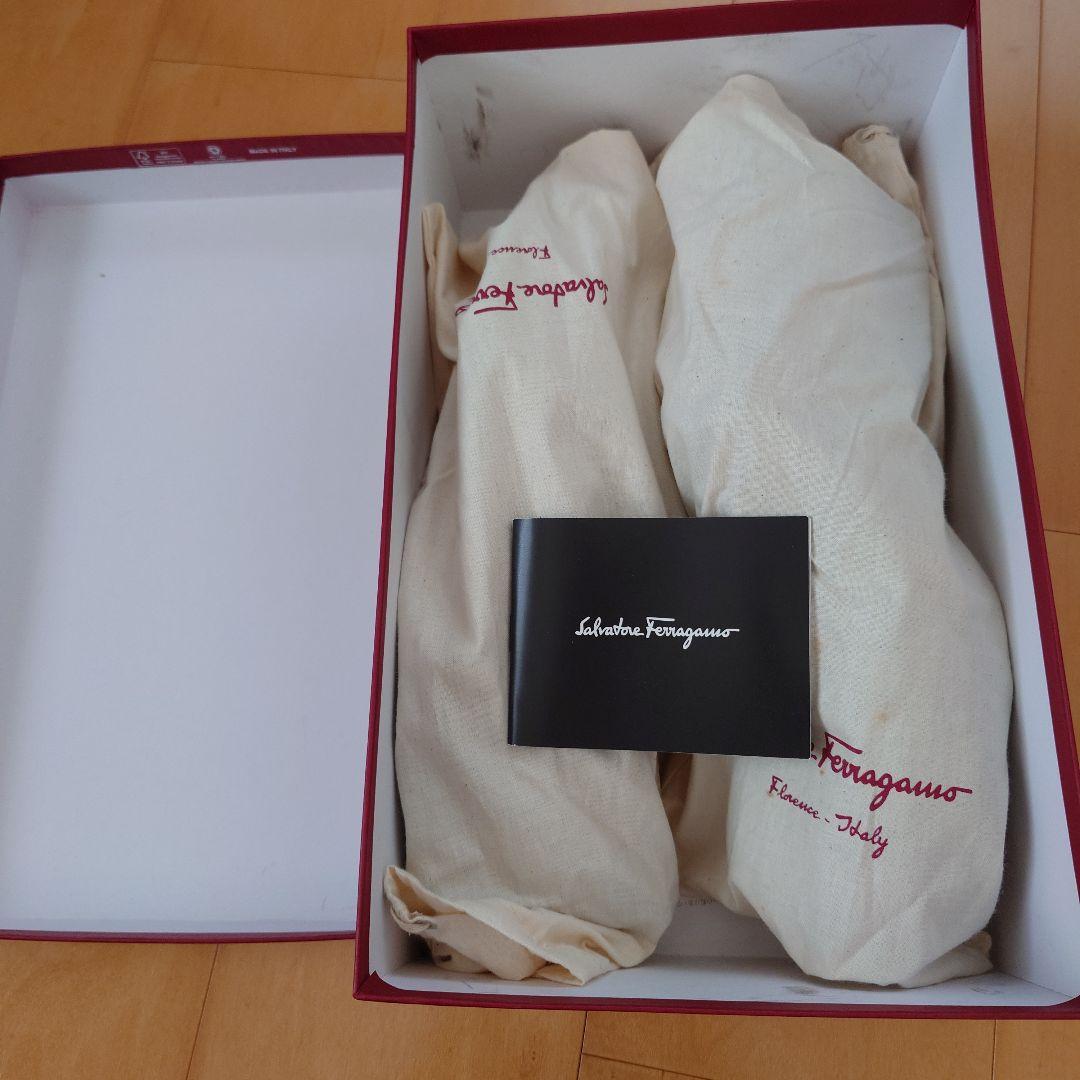 【美品】Salvatore Ferragamo CARMELO 0472834