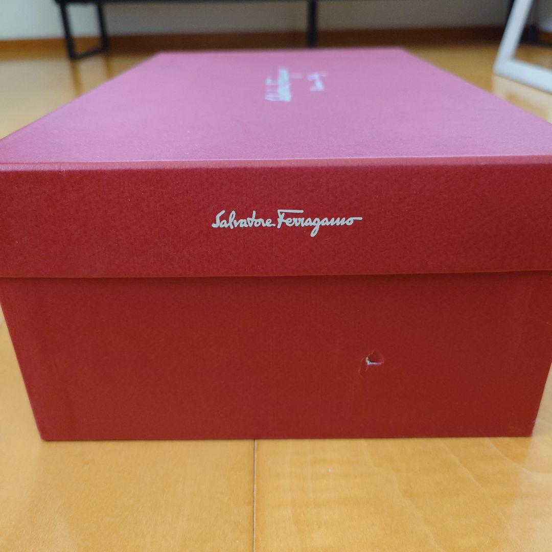 【美品】Salvatore Ferragamo CARMELO 0472834