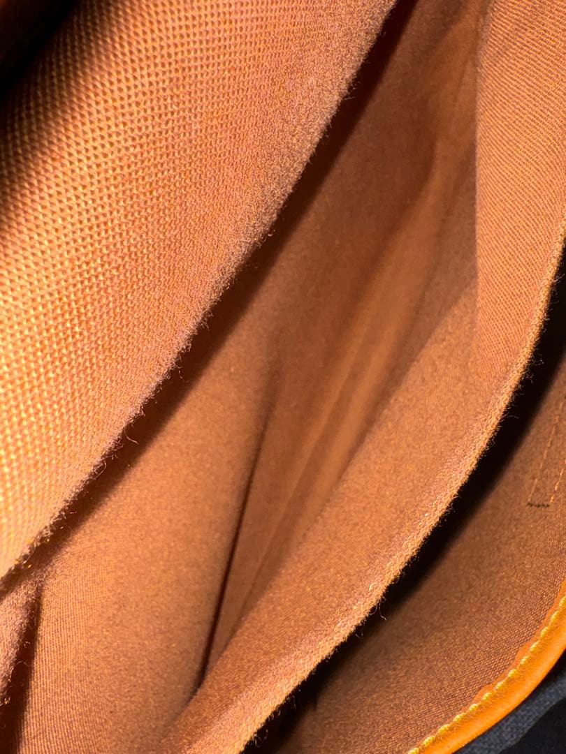 LOUIS VUITTON ルイヴィトン M42254 ソミュール35