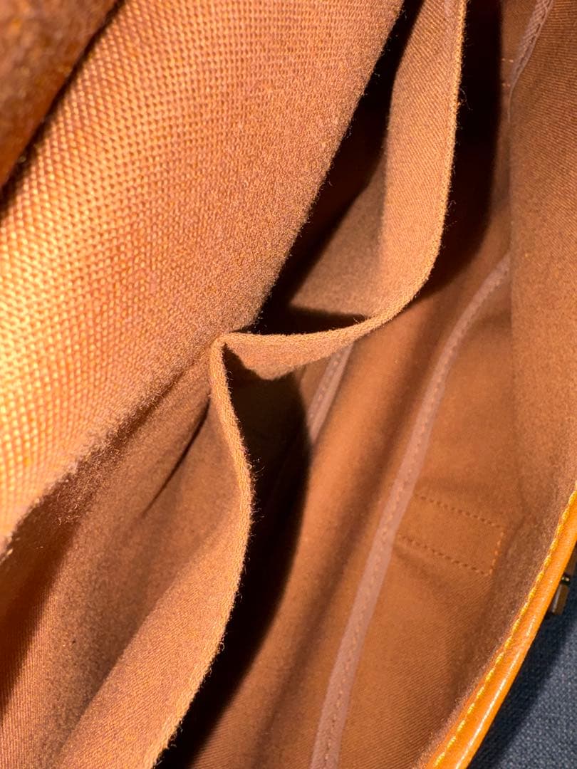 LOUIS VUITTON ルイヴィトン M42254 ソミュール35