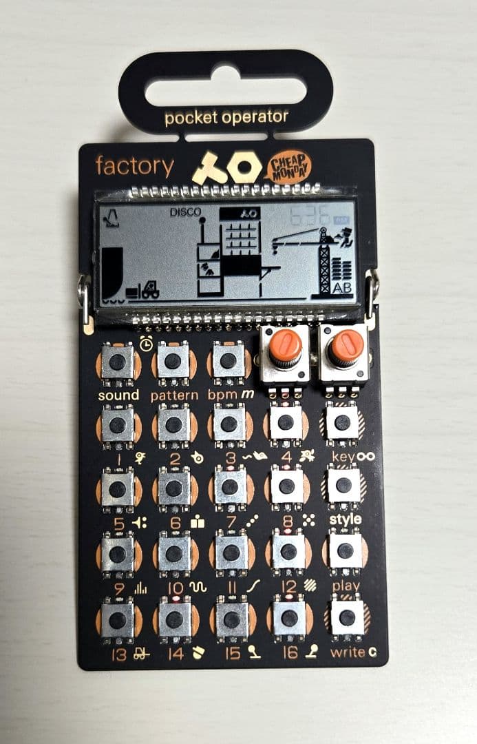 Teenage Engineering PO-16 ポケットオペレーター