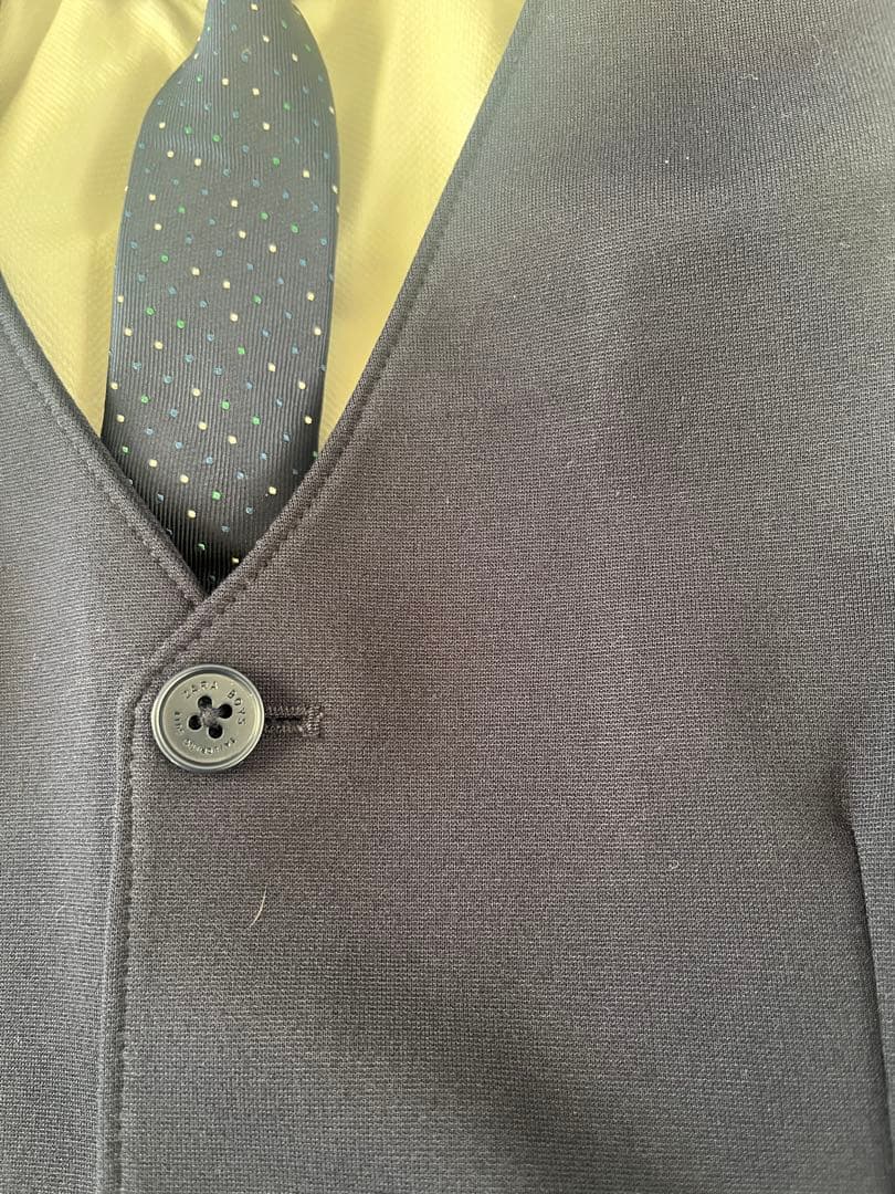 早い者勝ち！ZARA スーツ　ベスト付き　1万円