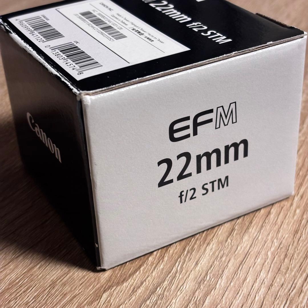 CANON EF-M 22mm F2 STM キャノン　レンズ