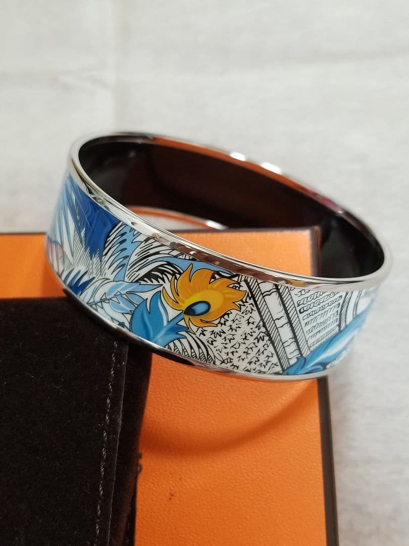 HERMES　バングル　エマイユ