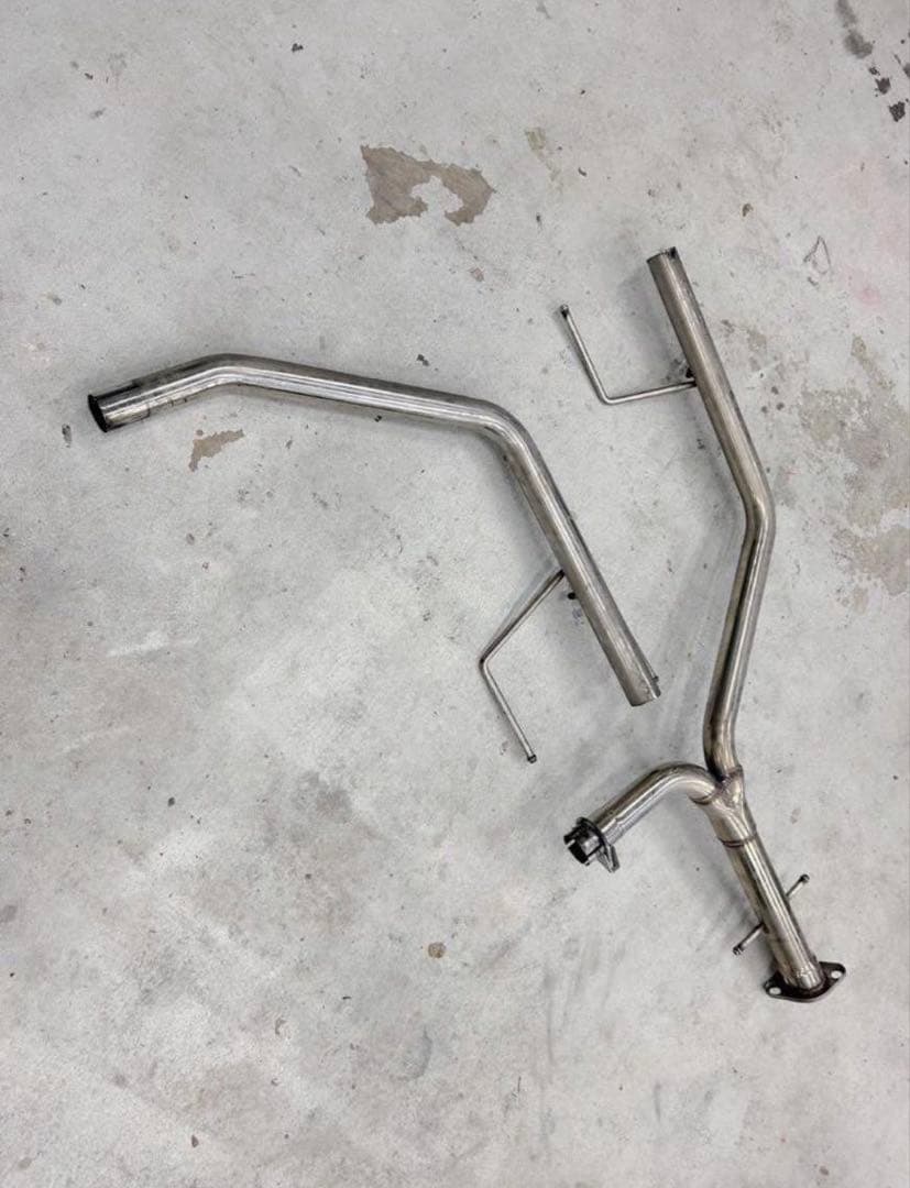 クラウン中間ストレートマフラー