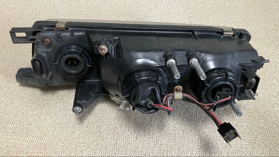 A31セフィーロ ヘッドライト 左右セット