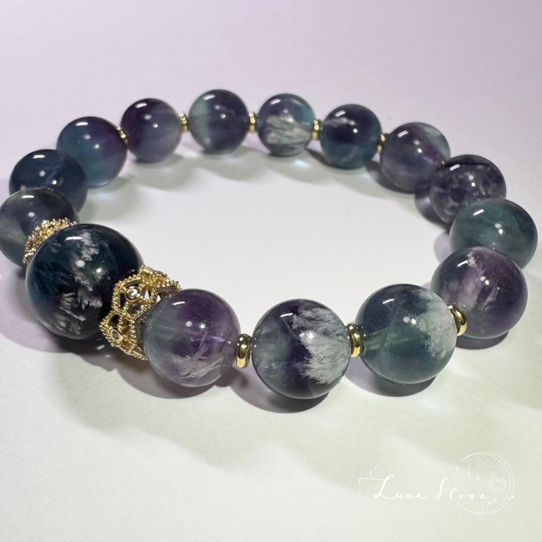 【ブルーフェザーインフローライト】透明感あふれる青の羽模様 天然石 ブレスレット