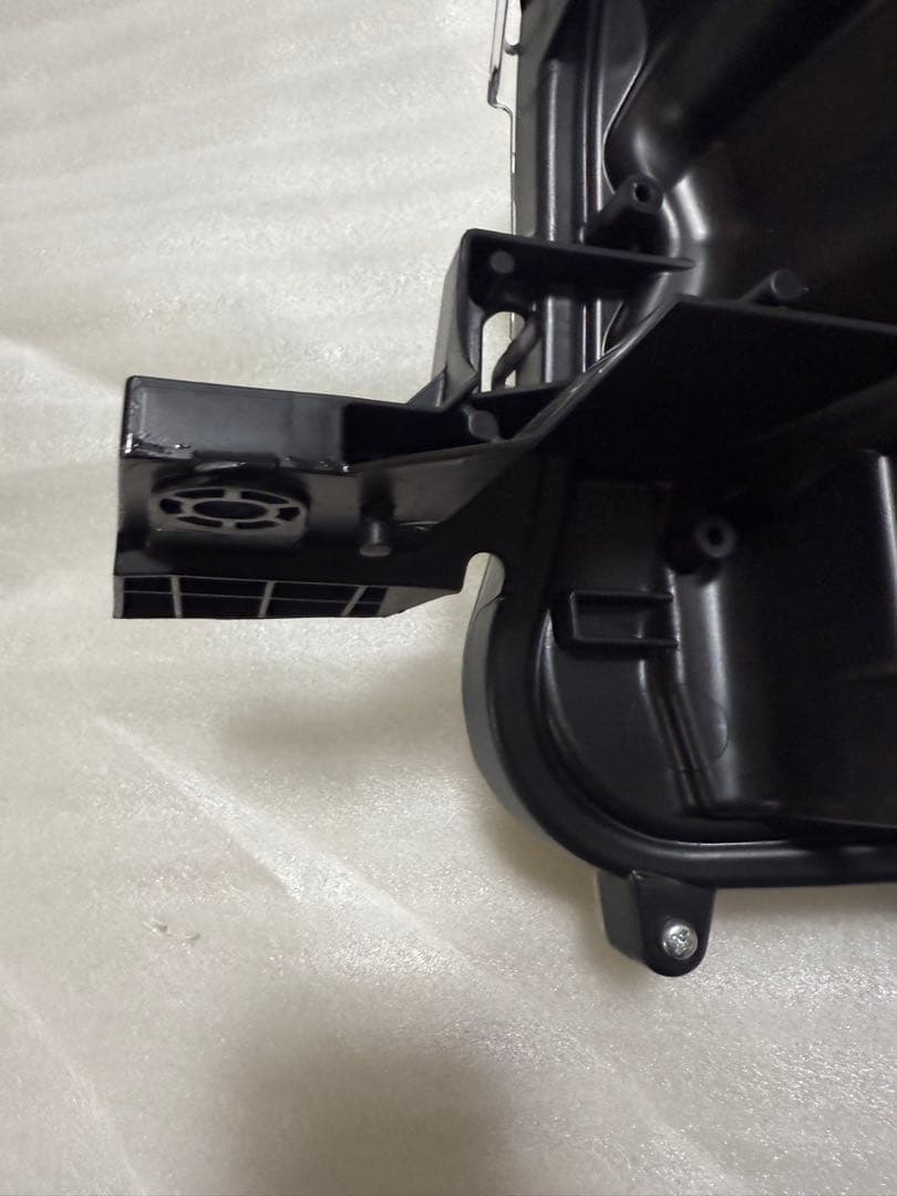 タントファンクロス　LEDヘッドライト右