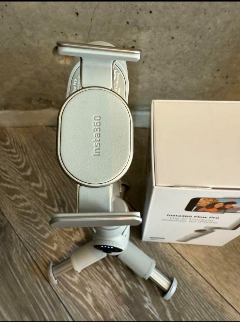 Insta360 Flow Pro スタビライザー ジンバル