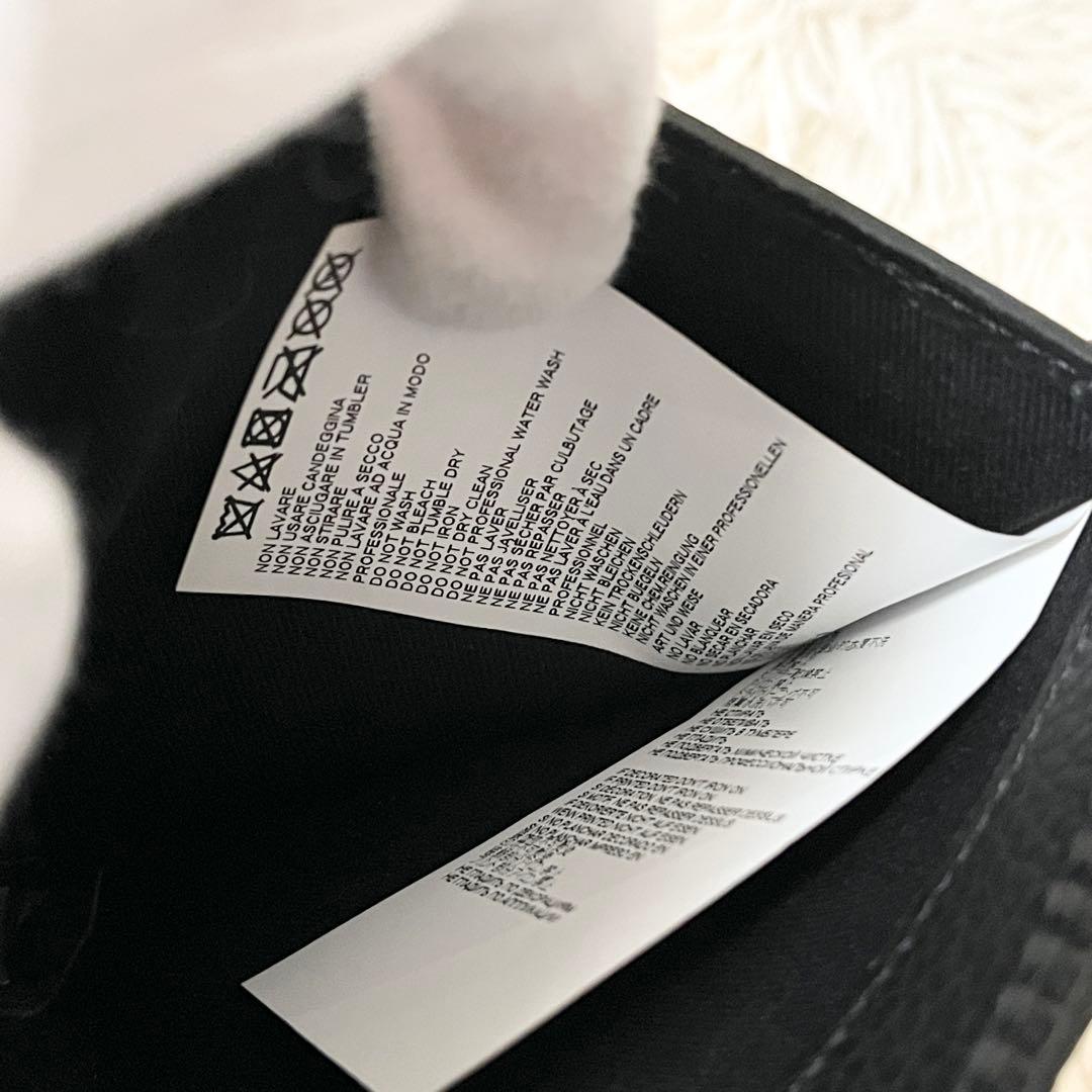 美品✨MAISON MARGIELA メゾンマルジェラ　二つ折り財布　レザー　黒