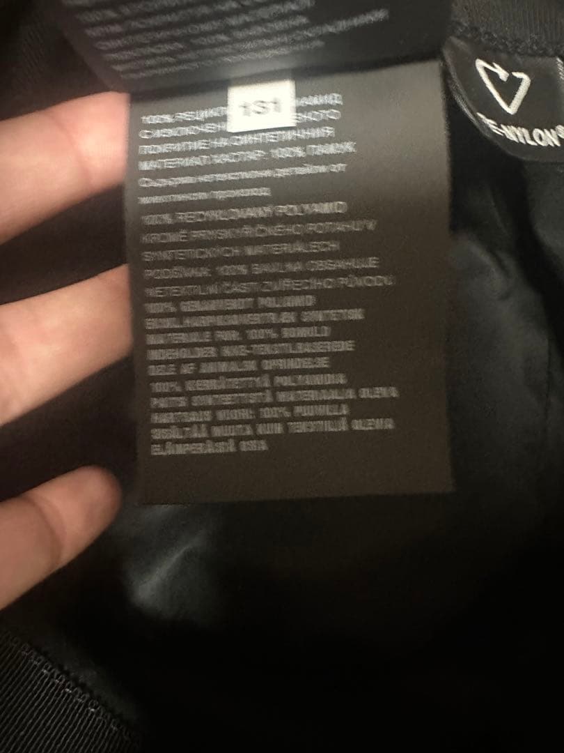 PRADAバケットハット