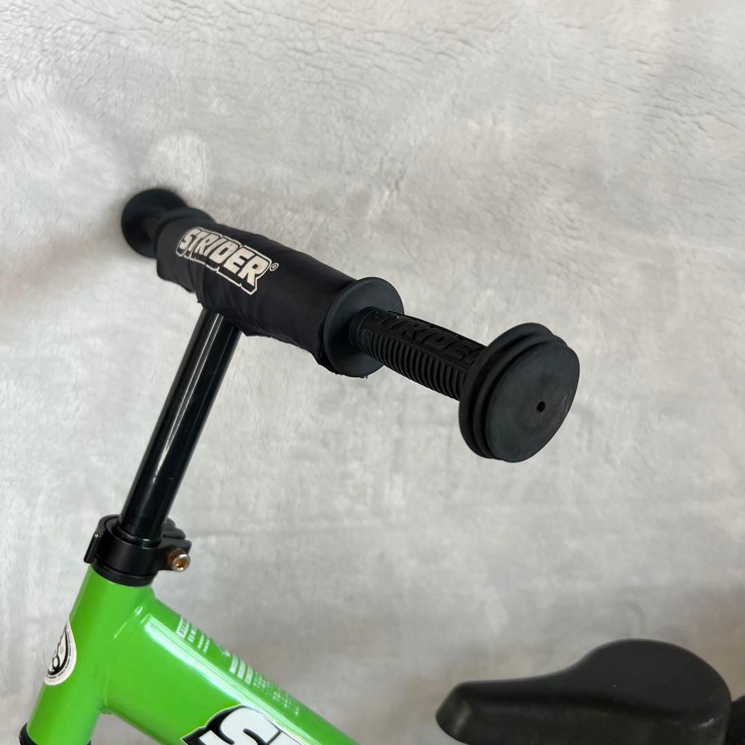 ストライダー　スポーツ　STRIDER SPORTS 黄緑　グリーン　12インチ