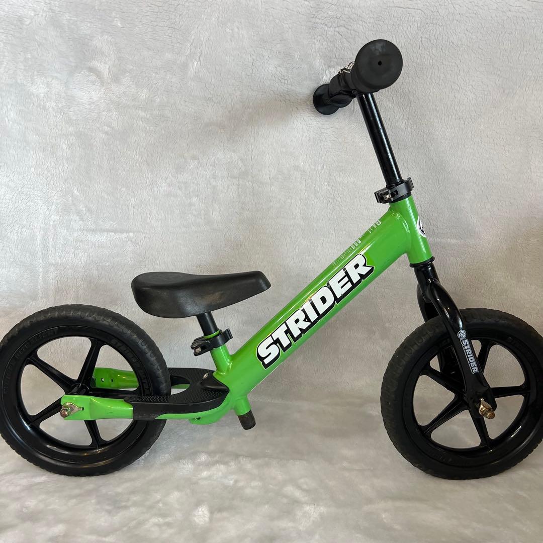 ストライダー　スポーツ　STRIDER SPORTS 黄緑　グリーン　12インチ