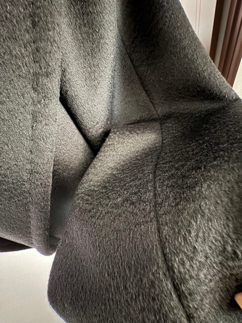 専用です。マックスマーラ　ピュアキャメル　チェスターコート　ブラック40サイズ