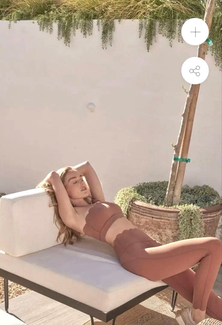 WISKII ヨガウェア ブラトップ・レギンスセット　Sサイズ