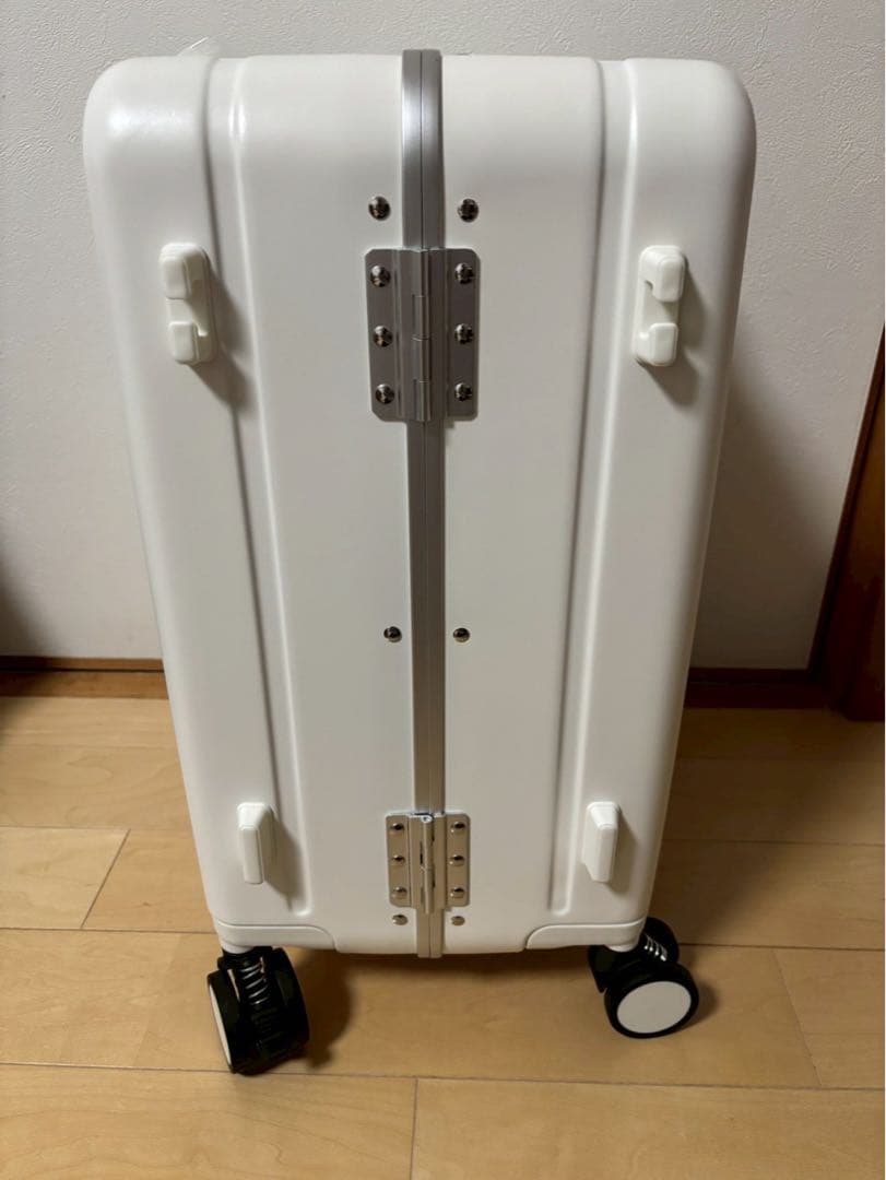 スーツケース 子どもが乗れる キャリーケース 40ℓ 機内持ち込み可 ベージュ