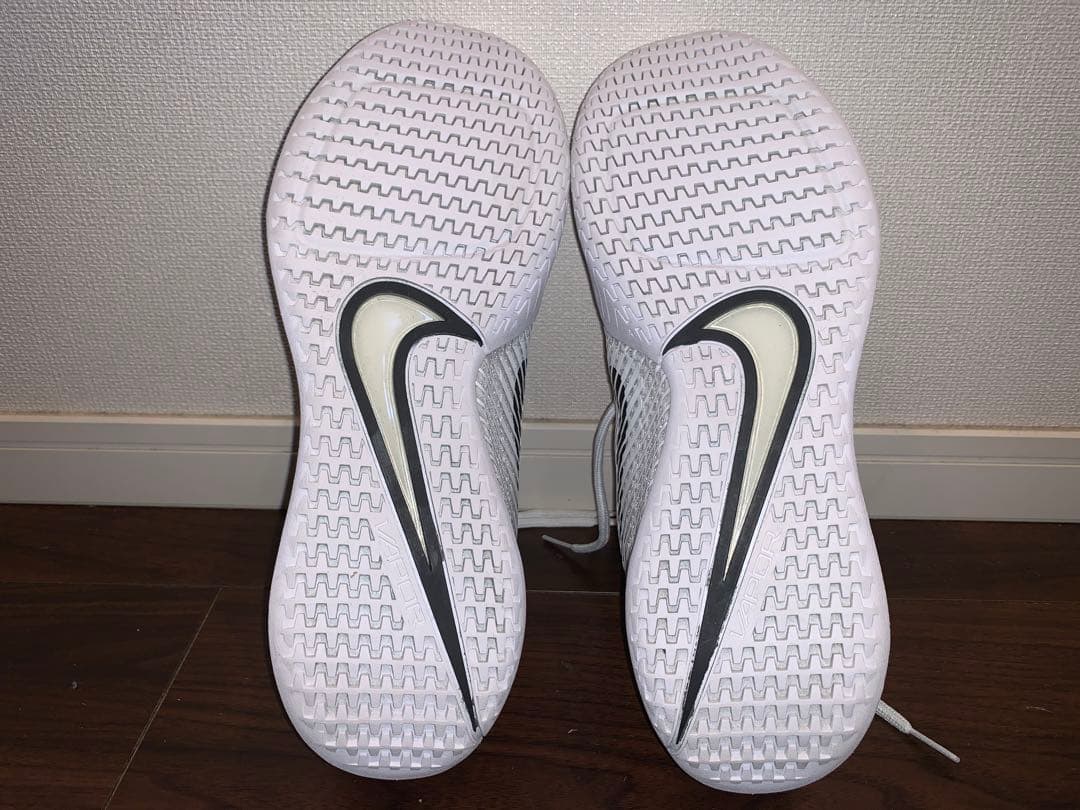 即*i様 ナイキ　コート　ヴェイパー11 26cm テニスシューズ　フェデラー