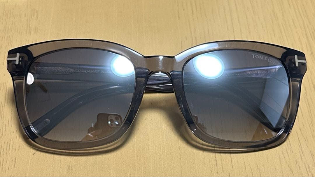 TOM FORDサングラス