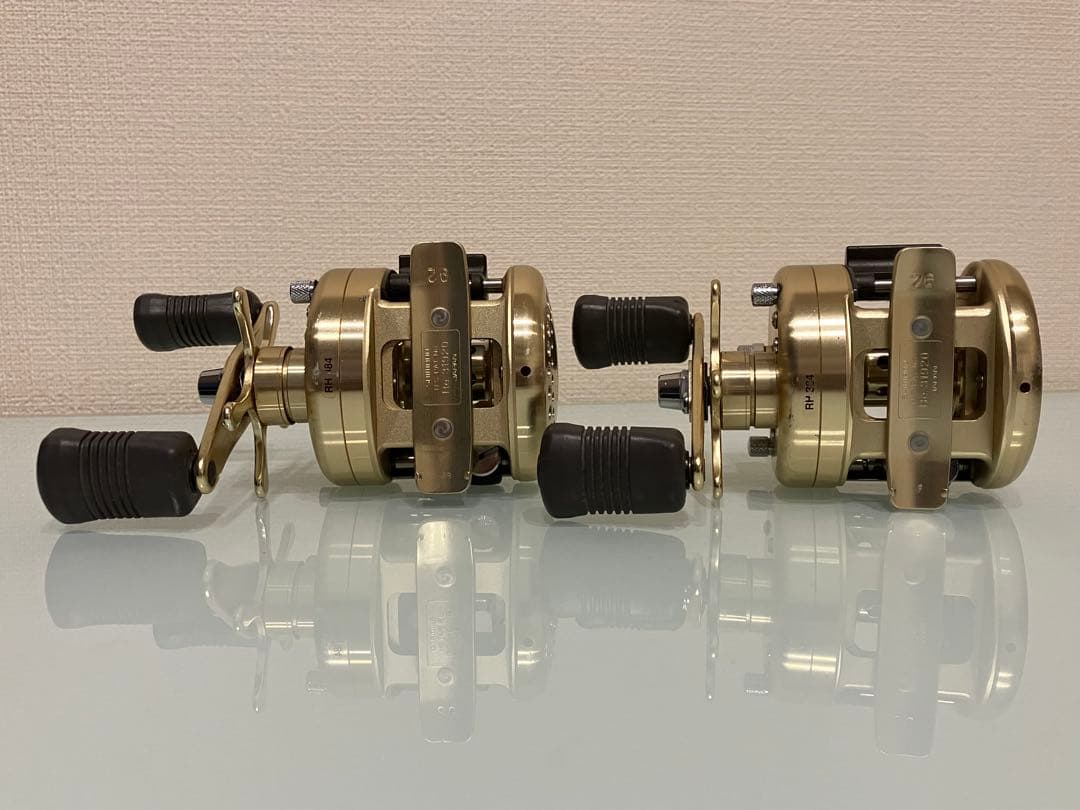 2台セット！シマノ　カルカッタ101XT ベイトリール　機関良好